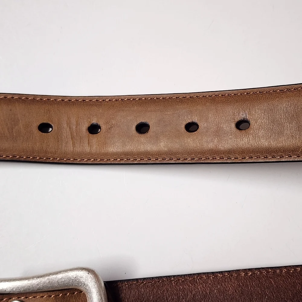 Nocona Belt Sz 32 Brown Tan Genuine Leather Silver Buckle Excellent Condition
